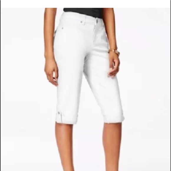 Style & Co. Pants - Style & Co SKINNER White Shorts Mid Rise 16 NWT